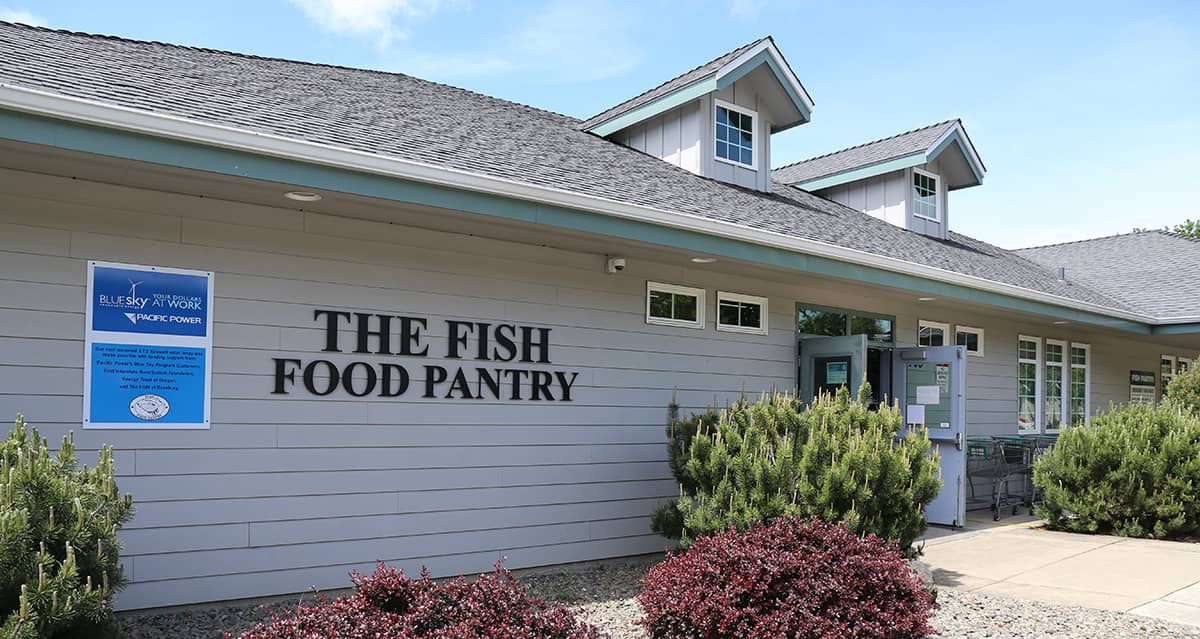 front entrance of the FISH Food Pantry in Roseburg, OR